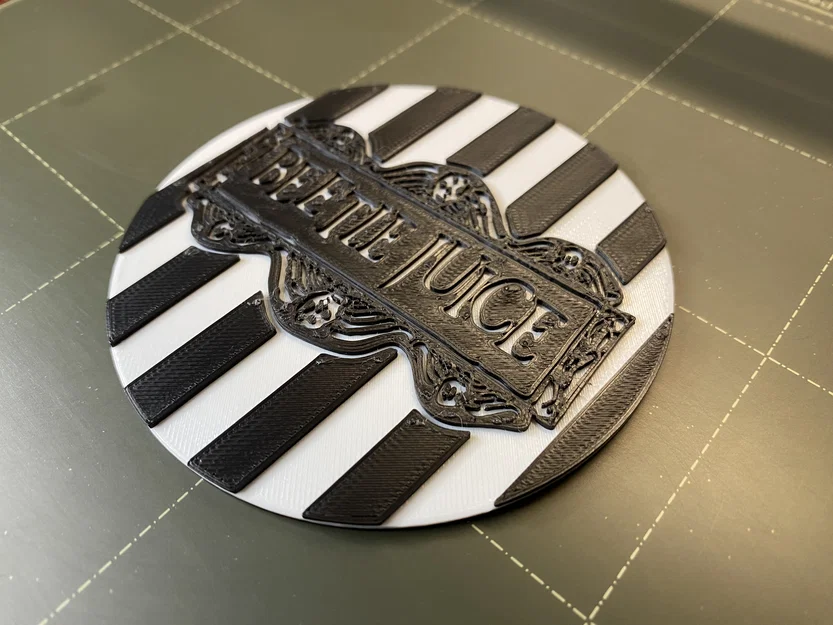 Miếng lót ly Beetlejuice in 3D phong cách ma mị cho fan phim - Image 2