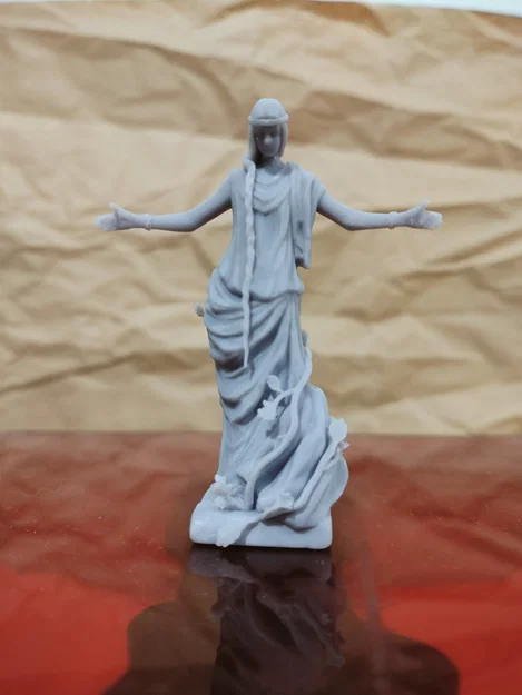 Stake of Marika (Cọc Marika) – Tượng Nữ hoàng Marika - Image 1