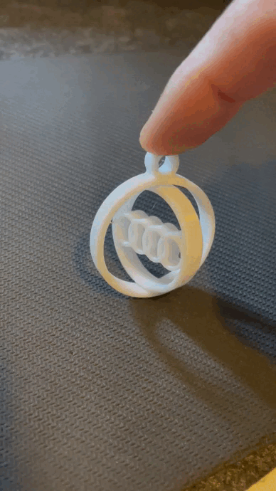 Phiên bản mới - Móc khóa Audi xoay - Image 1