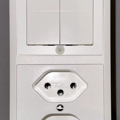 Khung Shelly blu Wall Switch 4 (chuẩn Thụy Sĩ 60mm)
