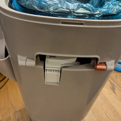 Bản lề thay thế in 3D cho thùng đựng rác Litter Genie và Diaper Genie