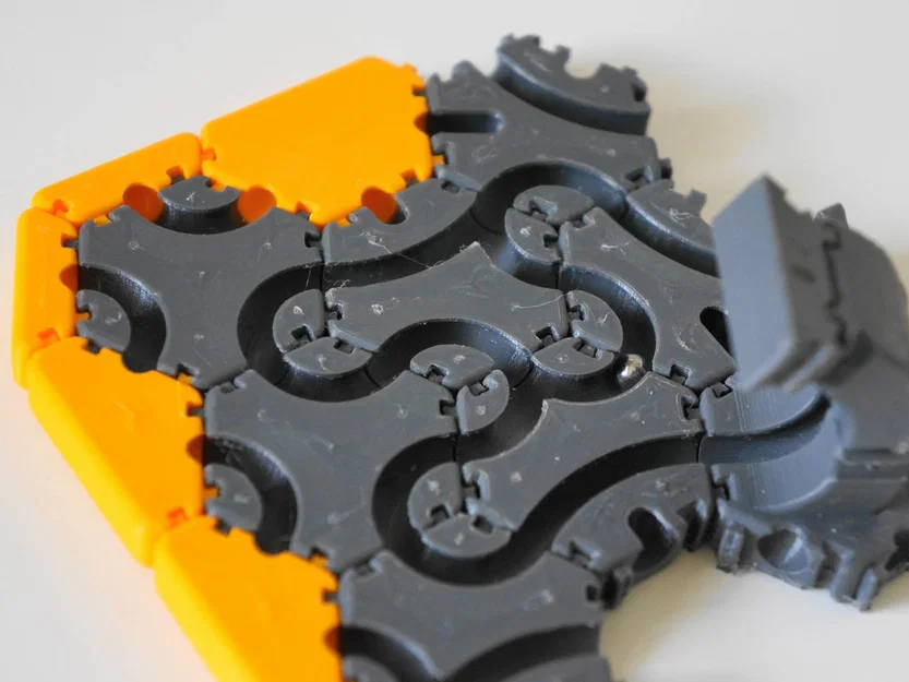 Bộ lắp ghép mê cung lục giác Maze Maker 3D tùy biến cho đường bi lăn - Image 1