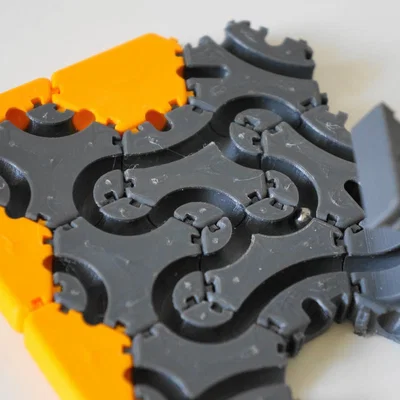 Bộ lắp ghép mê cung lục giác Maze Maker 3D tùy biến cho đường bi lăn
