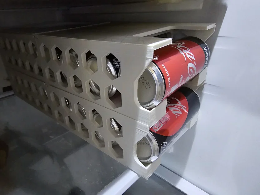 Khay nhả lon Beverage Can Dispenser EU 330ml (11.2oz) xếp chồng - Image 2