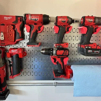 Bộ giá treo dụng cụ Milwaukee cho Pegboard hoặc Wall Control