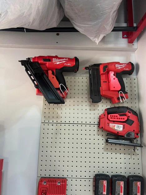 Bộ giá treo dụng cụ Milwaukee cho Pegboard hoặc Wall Control - Image 5