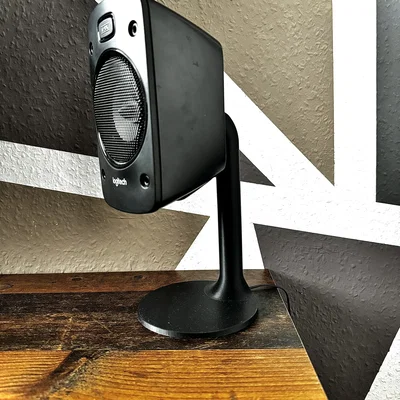 Holder cho Logitech Z906