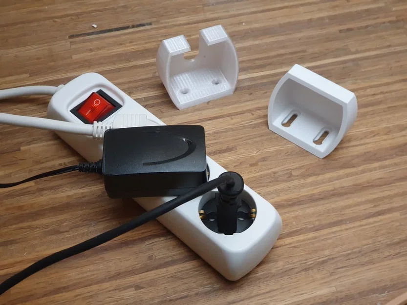 Giá treo ổ cắm điện gắn tường tiện lợi - Image 1