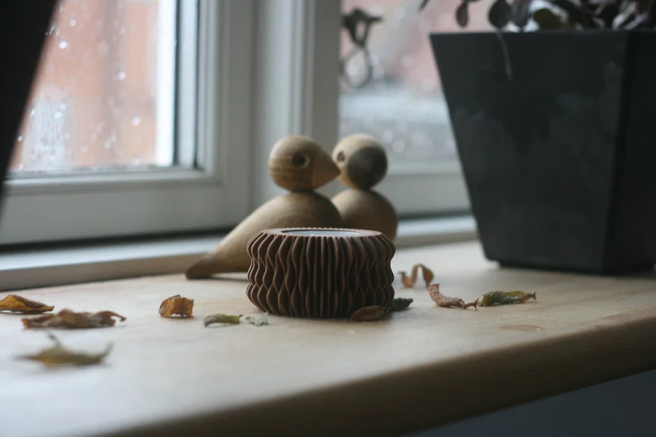 Candle V15 – Tealight nhỏ thành cong - Image 2