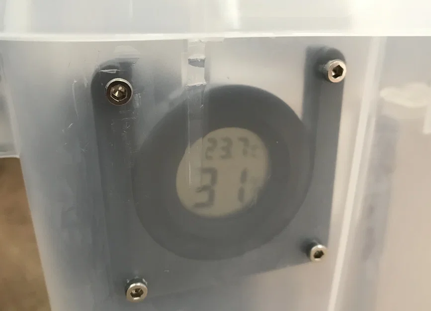 Khung gắn đồng hồ đo độ ẩm dạng tròn - Image 1