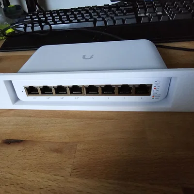Ubiquiti Unifi USW 8 Lite Switch - Giá rackmount cho rack kim loại 10 inch