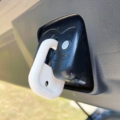 Vòng chèn khóa cửa sau Subaru Hatch Latch Ring