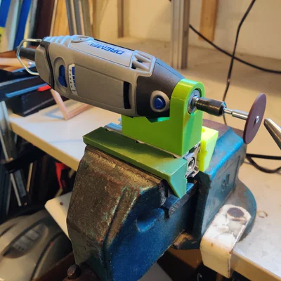 Giá đỡ Dremel đơn giản để kẹp vào ê-tô