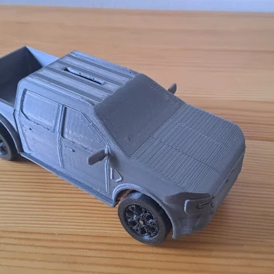Mô hình Ford Ranger Wildtrak làm ống heo tiết kiệm in 3D