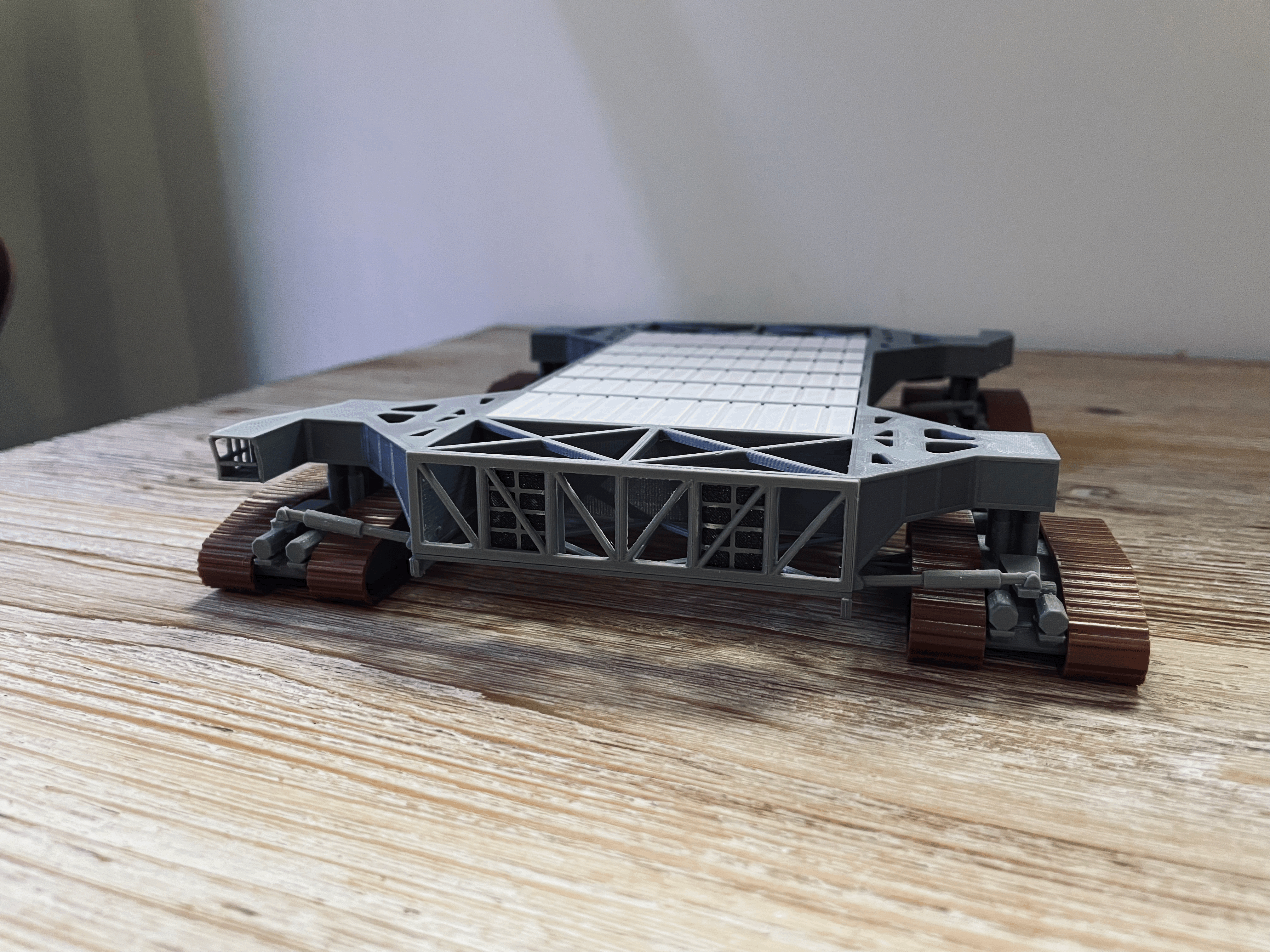 NASA 1/200 Crawler - Image 4