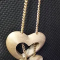 Heart in hearT – Hai trái tim in liền, có rãnh xỏ chain - Thumbnail 12