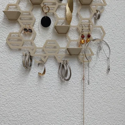 Giá treo trang sức tổ ong (Honeycomb jewelry holder)