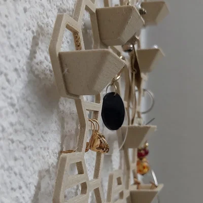 Giá treo trang sức tổ ong (Honeycomb jewelry holder)