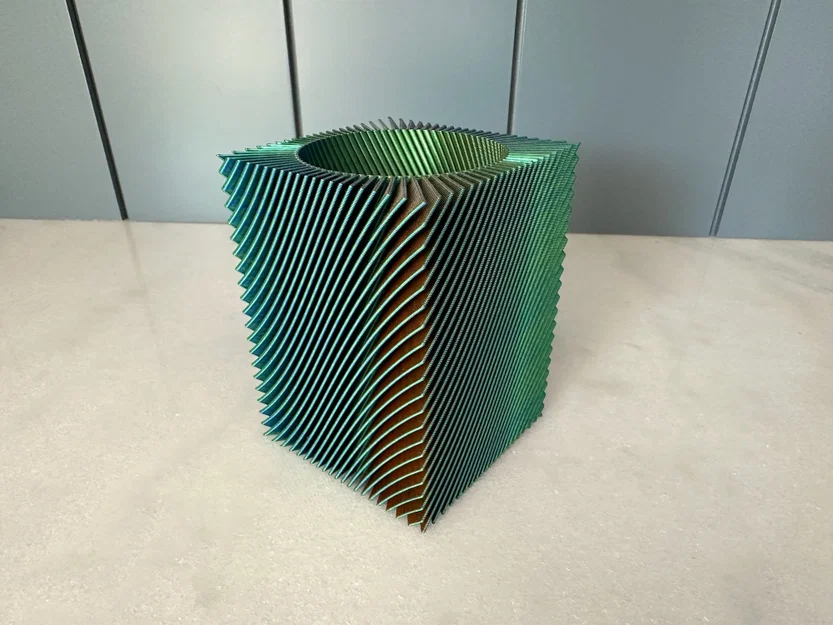 Ống Đựng Bút Dạng Bình Xoắn (Spiral Vase Pencil Holder) - Image 2