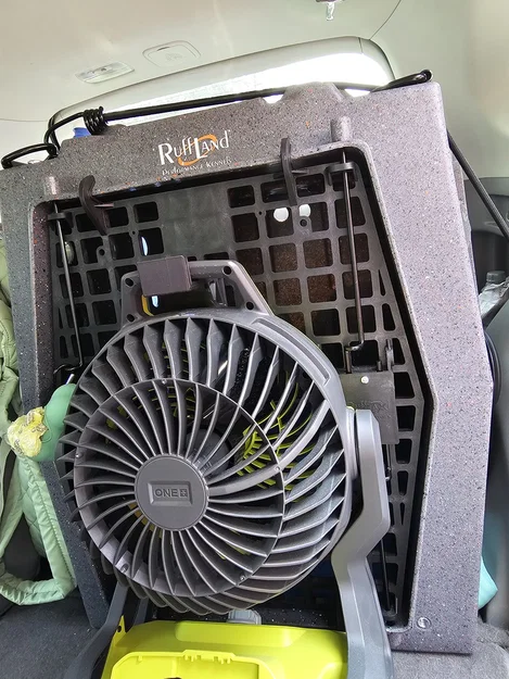 Giá treo quạt Ryobi cho lồng chó Ruffland (Kennel-Bracket) in 3D - Image 1