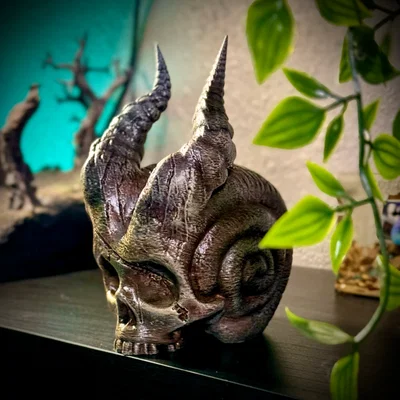 Mô hình trang trí Đầu Ốc Ác Quỷ độc đáo phong cách Dark Fantasy