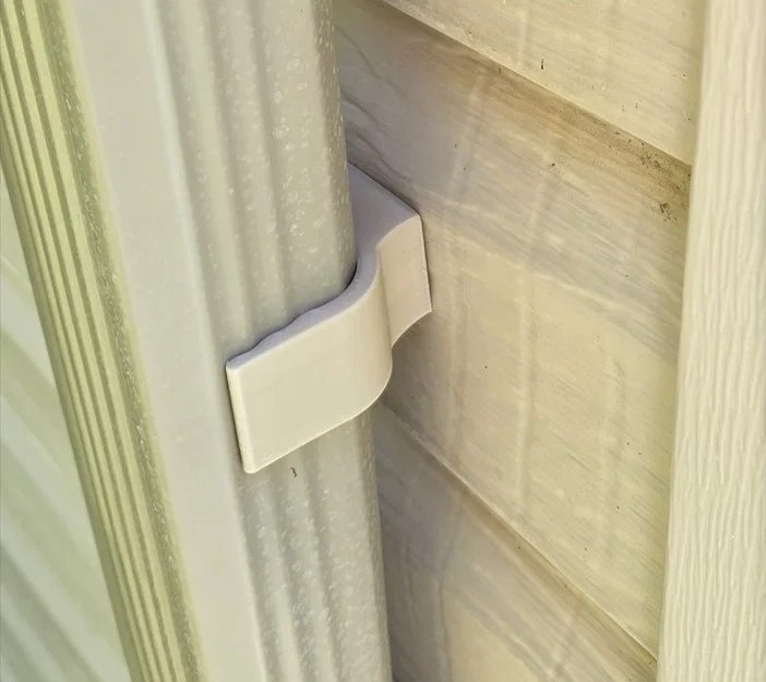 Đai/Kẹp/Giá đỡ cho ống thoát nước máng xối 2 x 3 inch - Image 1