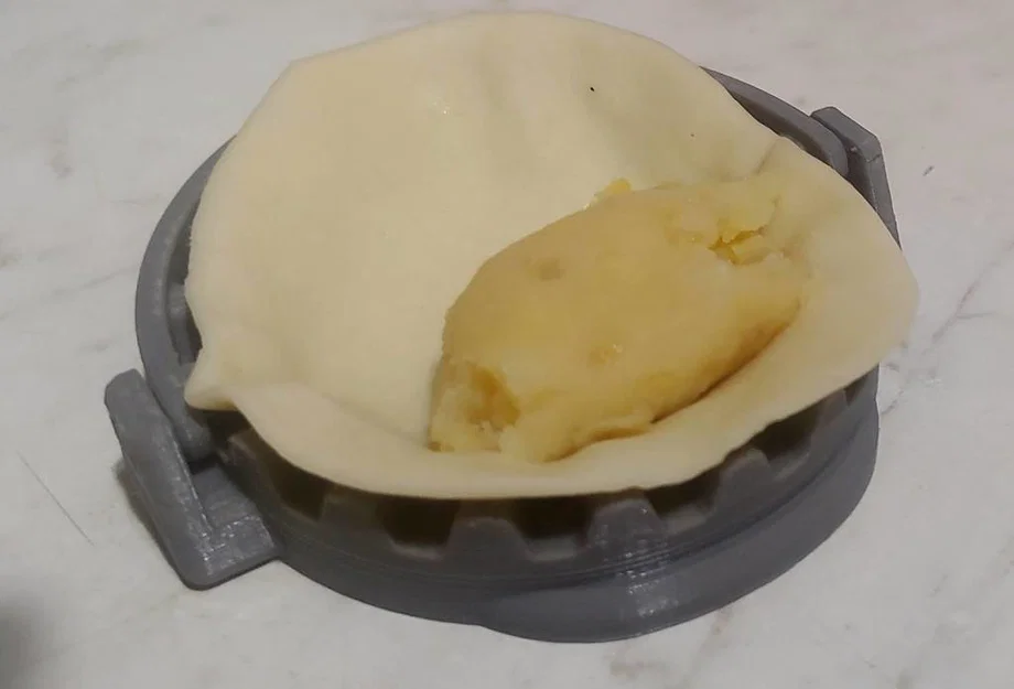 Khuôn làm bánh Varenyky (bánh xếp kiểu Ukraine) - Image 2