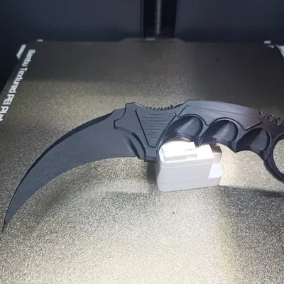 Mô hình dao Karambit trong CS2 - Bản in 3D chi tiết sắc nét