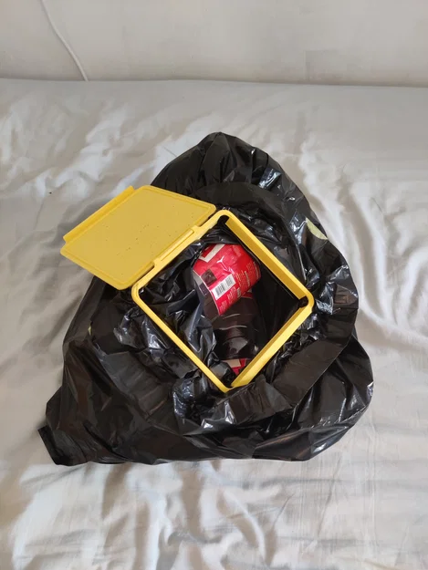 Nắp đậy tái sử dụng cho túi rác (Reusable bin lid for trashbags) - Image 2