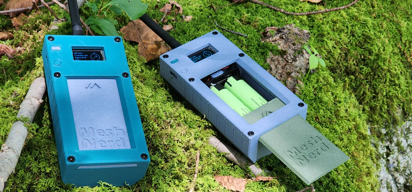 Hộp TacBox Meshtastic cho Heltec V3 (Case dùng 2 pin 18650) - Image 1