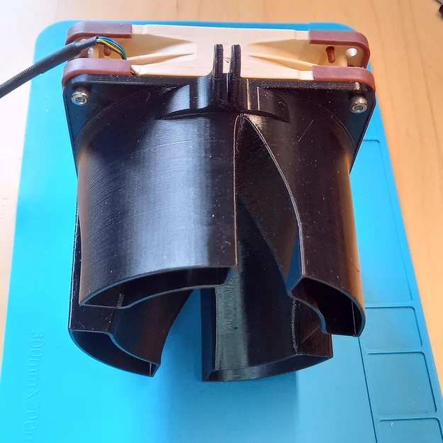 Đế đặt bàn cho quạt Noctua và bộ khuếch đại lưu lượng gió - Image 2