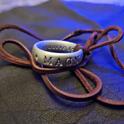 Nhẫn Uncharted (uncharted ring)