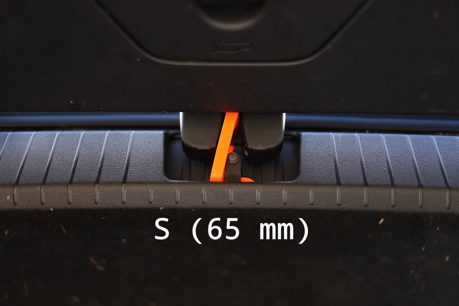 Khóa Thông Gió Cửa Cốp (Tailgate Ventilation Lock) - Image 2