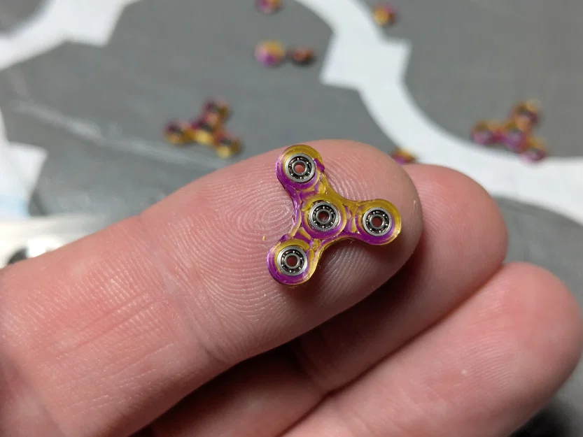 Fidget Spinner siêu nhỏ dùng vòng bi 681 - Đồ chơi in 3D độc đáo - Image 1