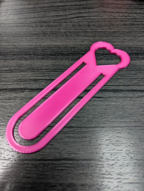 Kẹp sách hình trái tim 3D đơn giản và tinh tế - Image 1