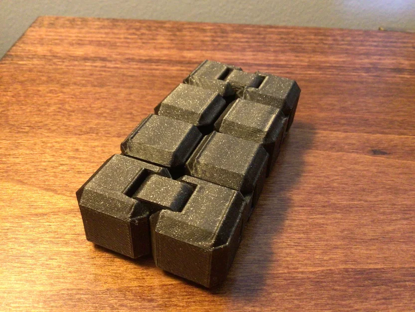 Mô hình đồ chơi giải tỏa căng thẳng Infinity Cube (Fidget Toy) - Image 1
