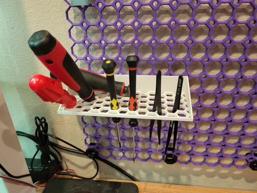 Giá treo tua vít tổ ong cho Multiboard (Multiboard Honeycomb Screwdriver Holder) - Image 1