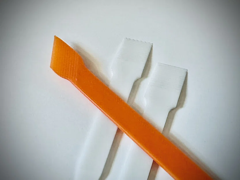 Bay trộn keo và epoxy 45 độ - Dụng cụ hỗ trợ in 3D tiện lợi - Image 1