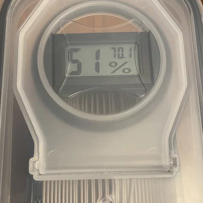 Ngàm gắn đồng hồ đo độ ẩm cho hộp Drybox