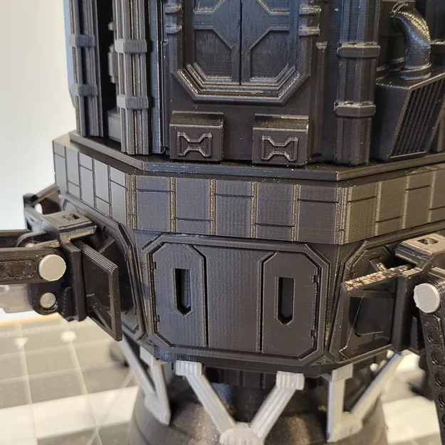 Mô hình 3D phần đuôi tàu Rocinante (The Expanse) với chi tiết giáp - Image 1