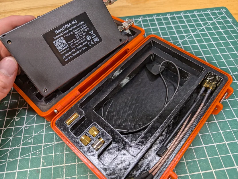 Hộp Rugged cho NanoVNA-H4 - Image 3