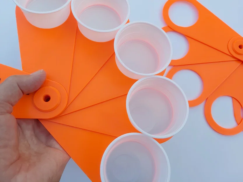 Giá đỡ ly gập gọn (OpenSCAD) - Image 1