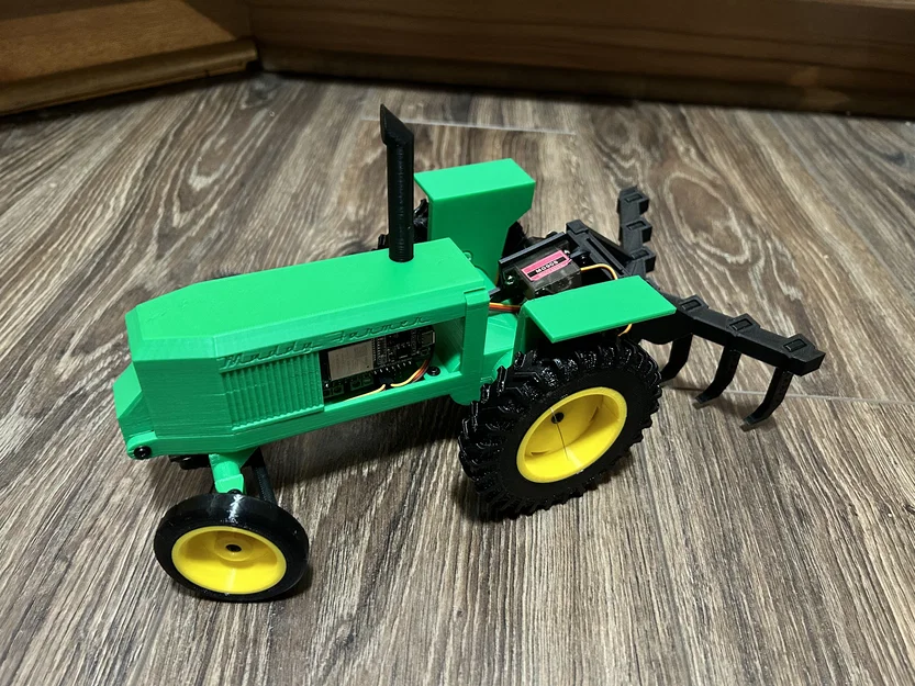 Mini RC Tractor - Máy kéo điều khiển từ xa mini - Image 4