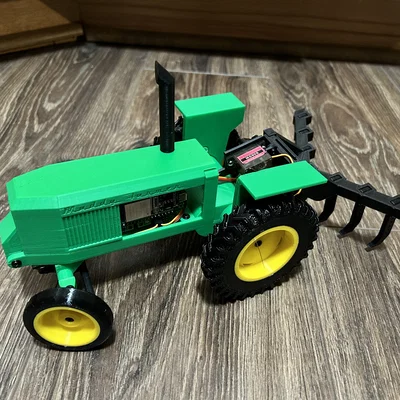 Mini RC Tractor - Máy kéo điều khiển từ xa mini