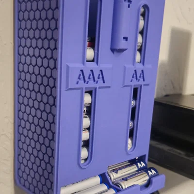 Khay treo tường đựng pin AA và AAA thông minh in 3D