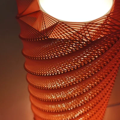 Đèn bàn thiết kế quỹ đạo, mood lighting và kết cấu bridge