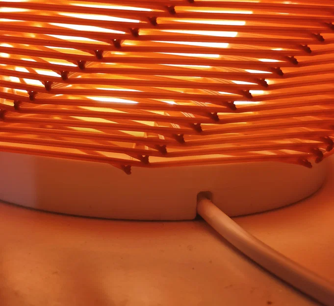 Đèn bàn thiết kế quỹ đạo, mood lighting và kết cấu bridge - Image 4