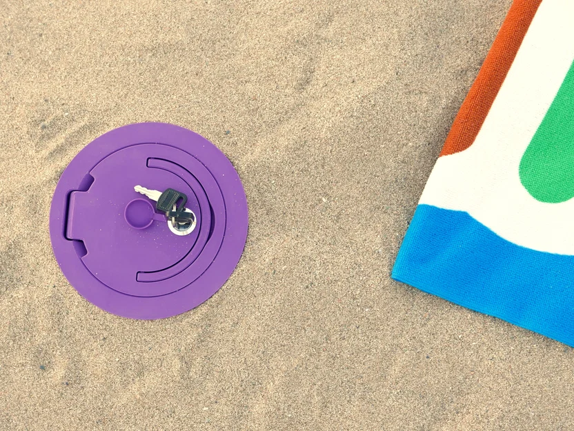 SAND SAFE 2 (Có chìa khóa & AirTag) - Hộp cất đồ dưới cát - Image 2
