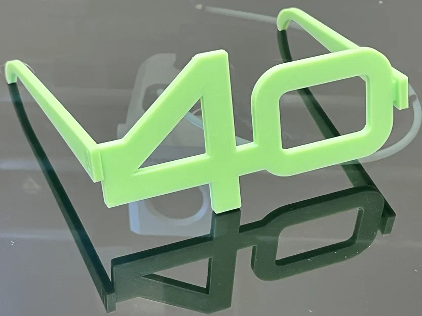 Mắt kính số 40 độc đáo - Phụ kiện trang trí sinh nhật 3D - Image 1