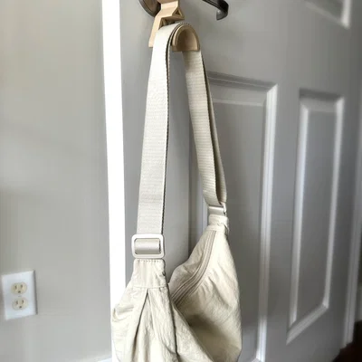 Móc treo túi cho tủ quần áo (Bag Hanger for Closet)